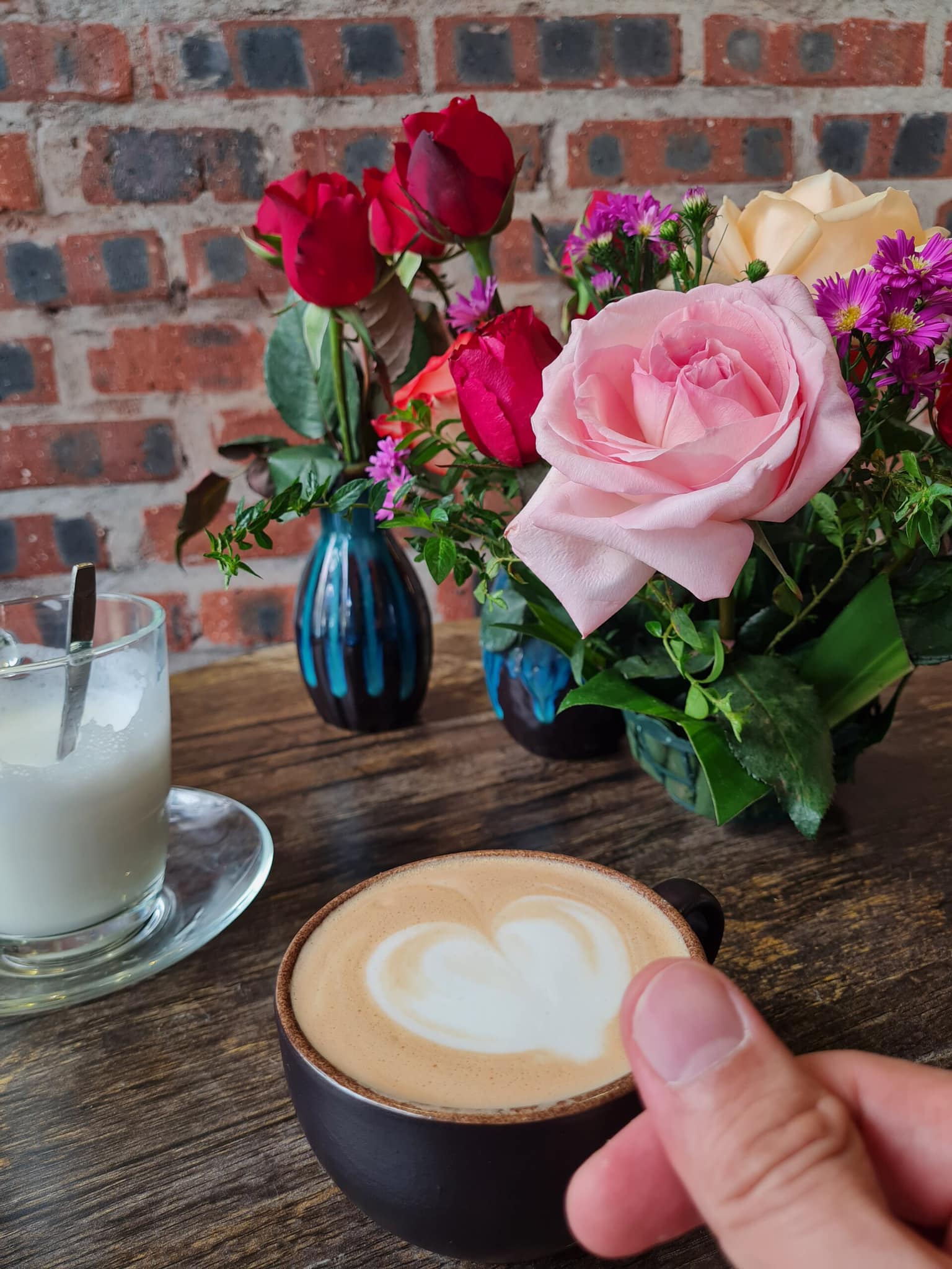 SVN chúc mừng Lounge Coffee Đại Lải khai trương Hồng Phát